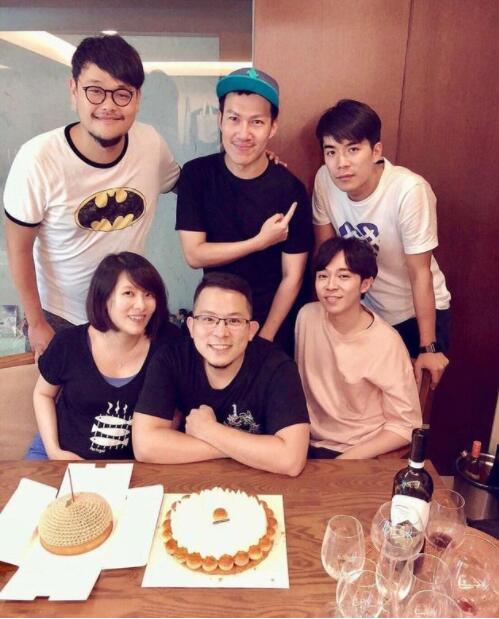 苏打绿休团后合照曝光 粉丝炸锅了!好想念合体