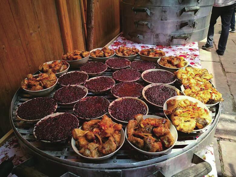 “流水席”上找回几十年前老味道