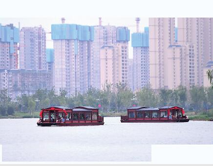 济南华山湖游船正式通航运营 未来游船可从大明湖通过云锦湖、小清河再至华山湖