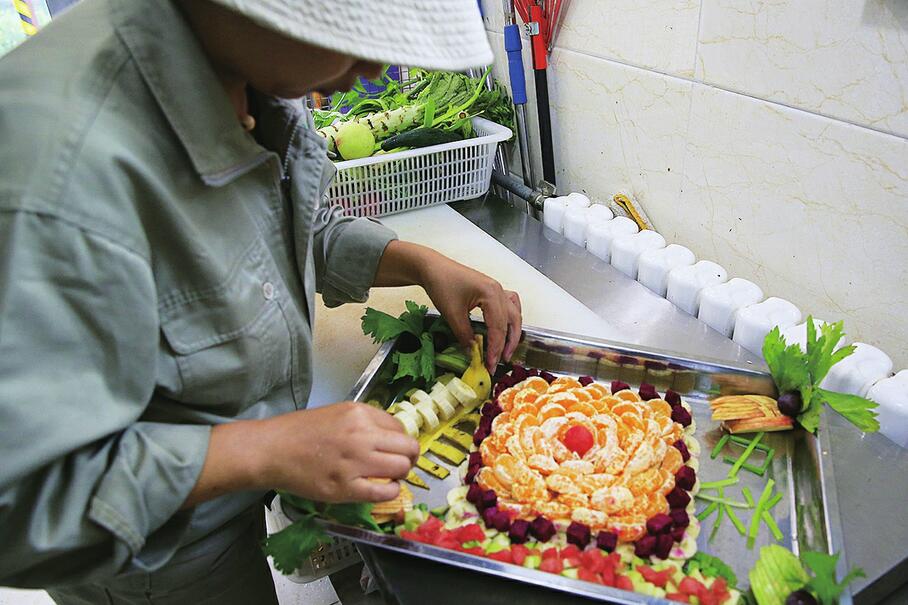 吃“月饼”过中秋