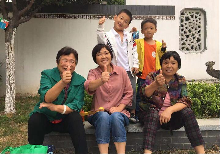 百名青年记者走基层丨担当作为提升社区管理温度 让住在张庄成为一件件幸福事儿