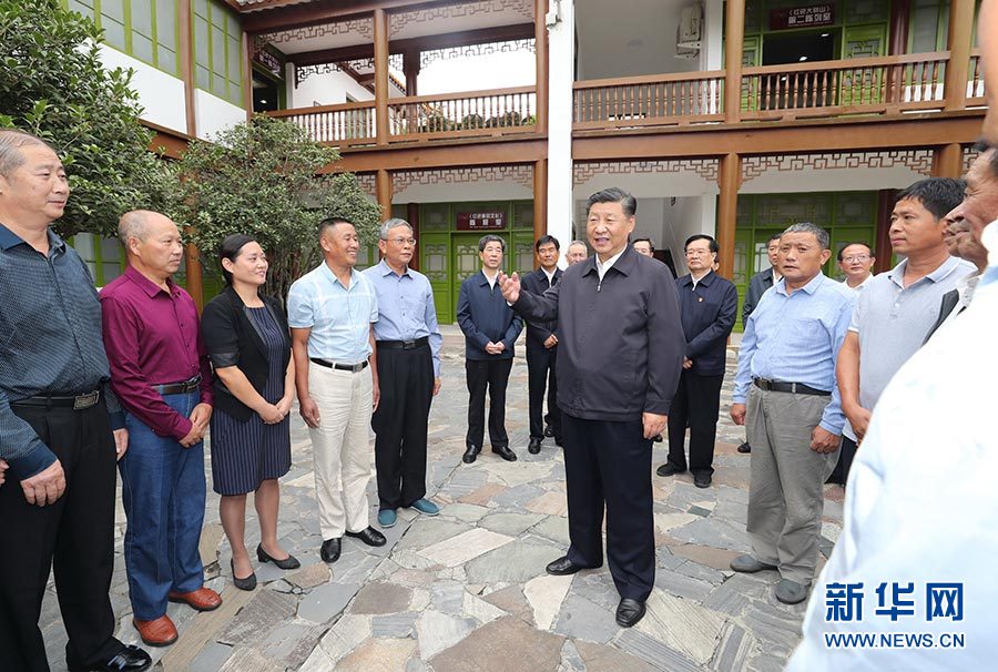 组图：习近平在河南考察