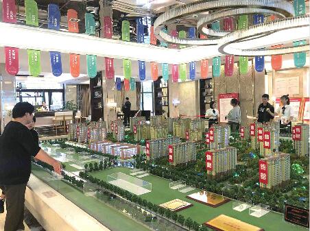 中国重汽和房地产说“再见” 重汽地产全部股权挂牌转让