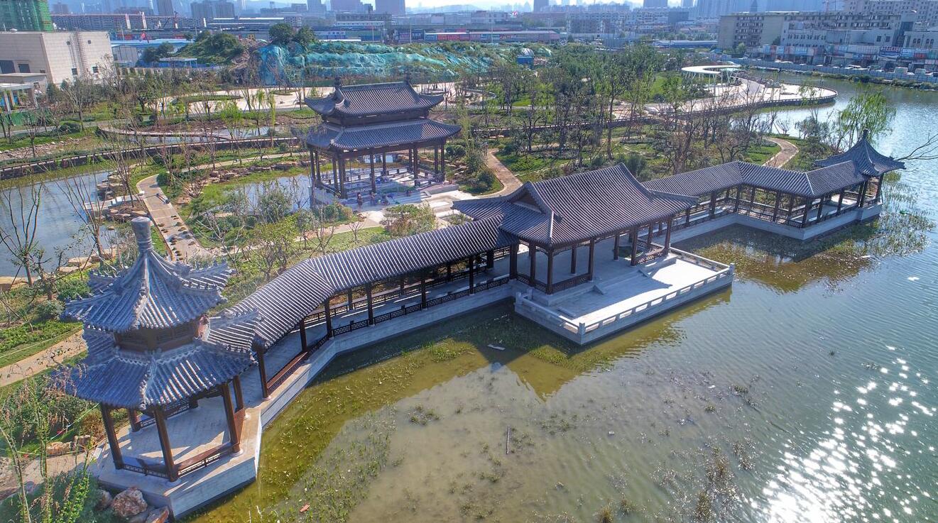 济南：云锦湖华丽“上妆” 多处景观已建成