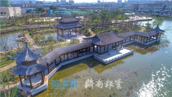 济南小清河南岸云锦湖华丽