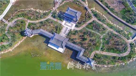 济南小清河南岸云锦湖华丽