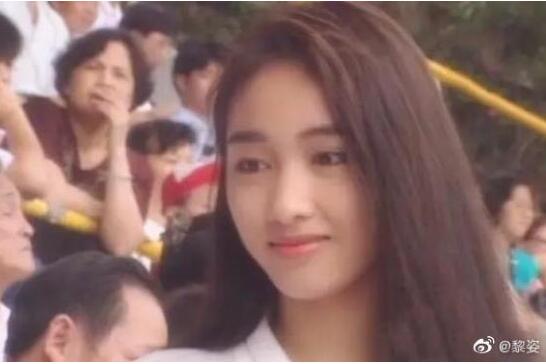 盛世美颜!18岁时的黎姿旧照被扒出 秒杀一些整容脸（旧照图）
