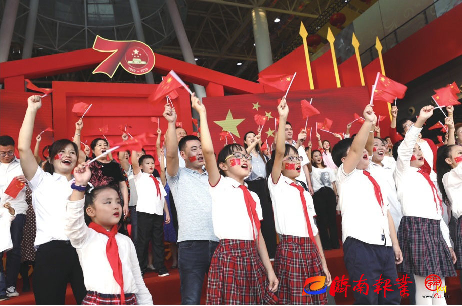 快闪合唱祝福祖国