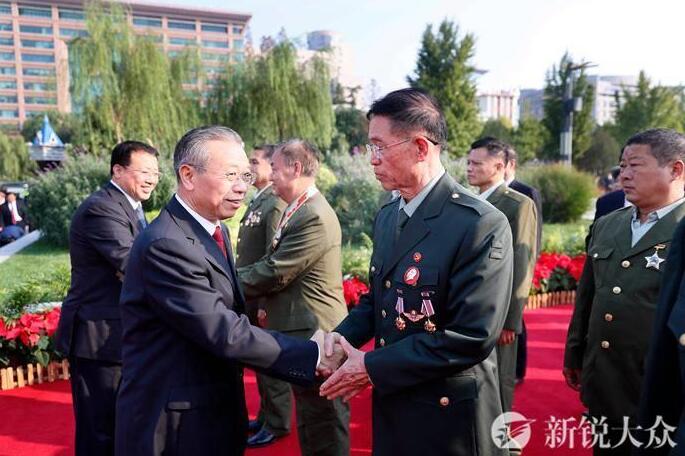 庆祝中华人民共和国成立70周年 山东省升国旗仪式隆重举行