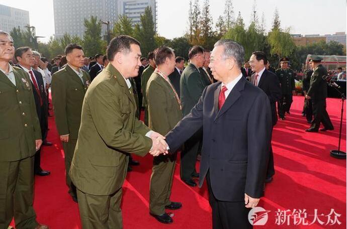 庆祝中华人民共和国成立70周年 山东省升国旗仪式隆重举行