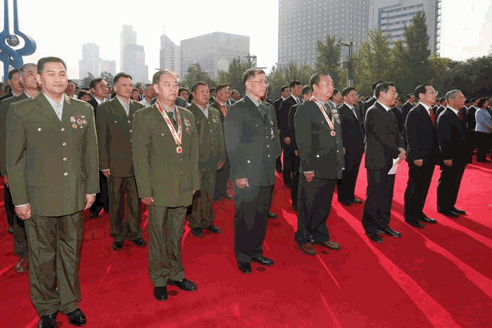 庆祝中华人民共和国成立70周年 山东省升国旗仪式隆重举行