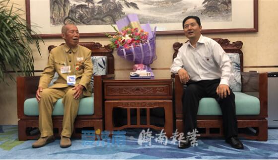 济南历城九旬老兵国庆致敬方阵观礼归来：国家没忘记我们