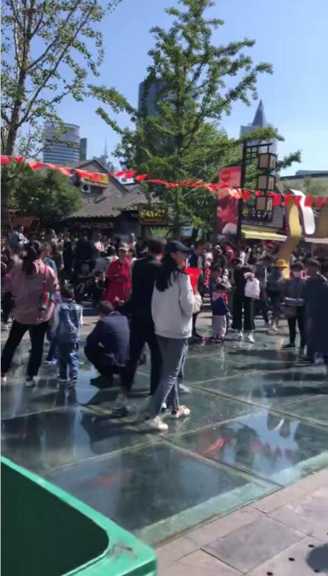 #晒晒美好山东#颜值“爆表”,朋友圈里“花式”晒蓝天