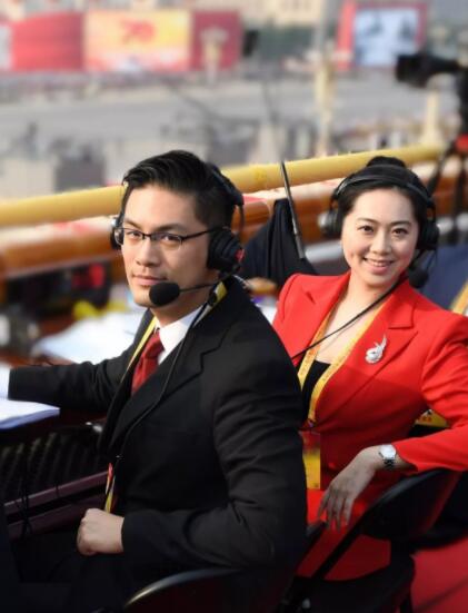 闻声不见人的总台解说员：国庆直播“隐身人”