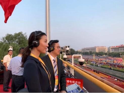 闻声不见人的总台解说员：国庆直播“隐身人”