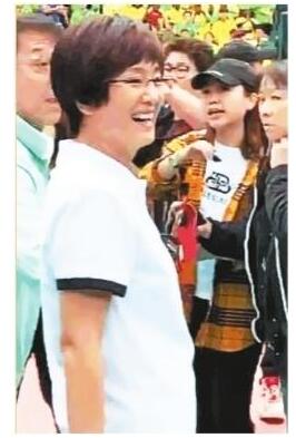 太像了!巩俐饰演郎平造型曝光 网友惊呼:神还原!