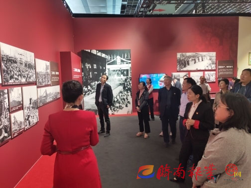 “家国同梦70年成就展”:延期让83岁老济南“圆梦”