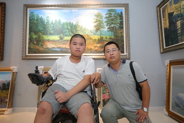 百名青年记者下基层