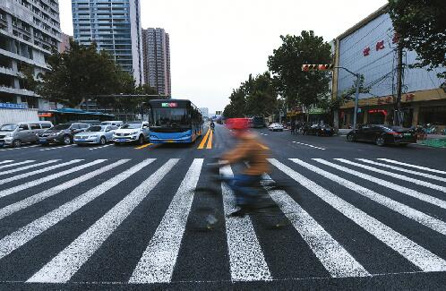沥青渣土“反哺”新路