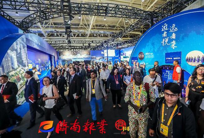 人人有至情 事事皆至精 “济南市庆祝中华人民共和国成立70周年发展成就展”关键词之“幕后”