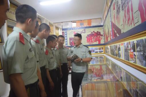 28发子弹消灭23个敌人！一面面鲜红的战旗在战火洗礼中傲然挺立