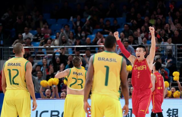 军运会中国男篮获铜牌！中国男篮险胜巴西队夺得铜牌