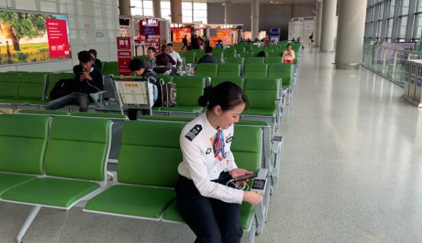 “一年间,我们更从容!”这份来自虹桥机场的报告请收好!70秒看进博会(14)