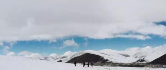 他们工作的剪影，带来一场热泪盈眶的感动