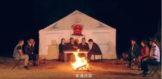 他们工作的剪影，带来一场热泪盈眶的感动