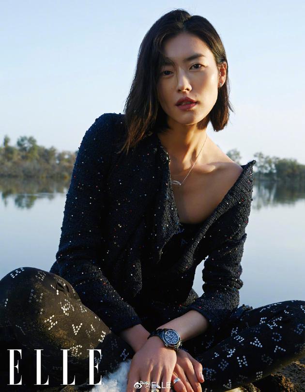 大表姐哭了！31岁刘雯自曝没谈过恋爱：一个人也挺好