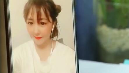 “优秀共产党员”“优秀新闻工作者”他们的人生定格在扶贫路上……