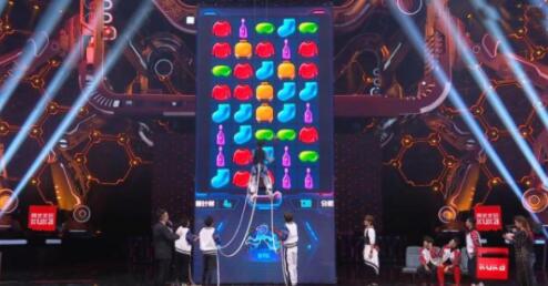 粉丝炸了！易烊千玺