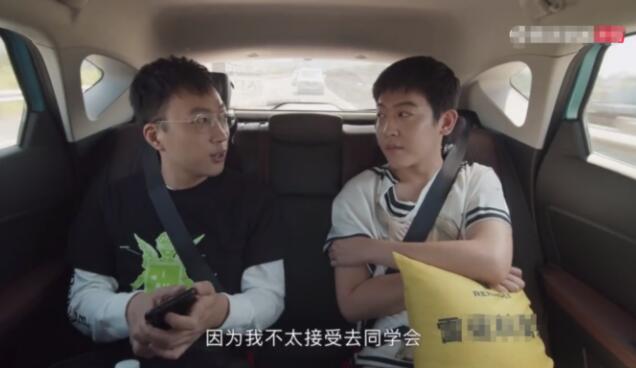 信息量太大了!于正自曝被捧红的女艺人背地嘲笑