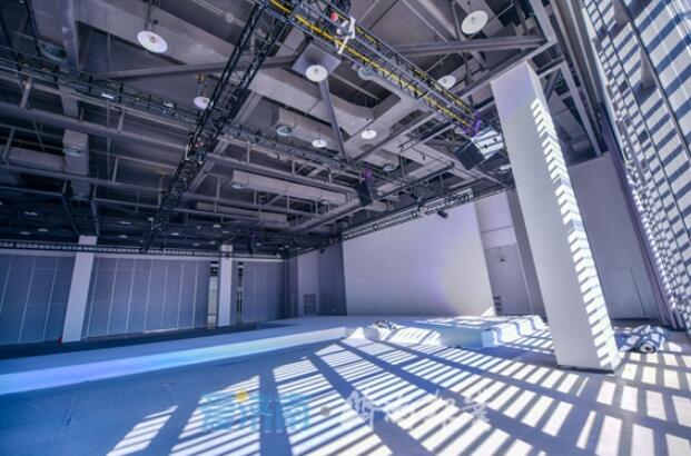 千平方米演绎大厅将上演时尚秀