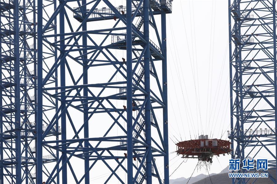 中国火星探测任务首次亮相 2020年择机实施