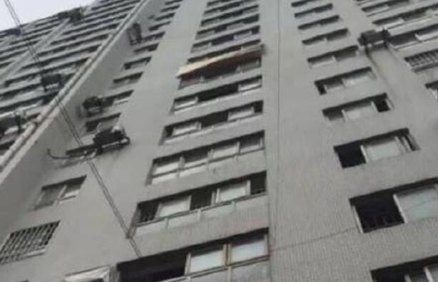 天降横祸!女子坠楼砸中女童致1死1伤 具体详情始末真相是什么