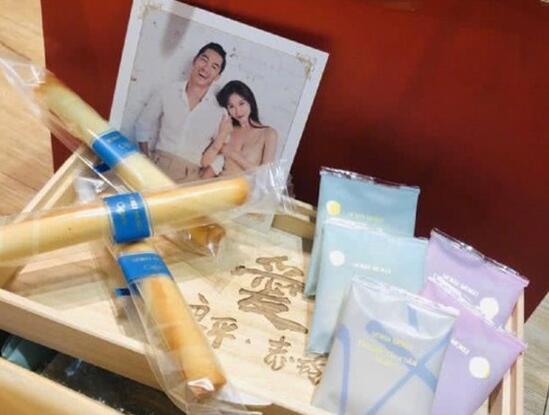 甜蜜！林志玲婚礼伴手礼原来是这样子的 网店报价200块不到