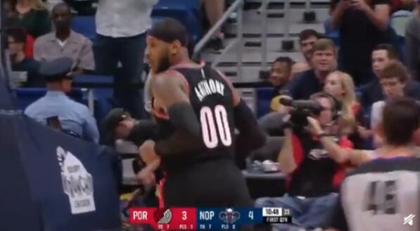 这个瓜甜!安东尼开拓者首秀穿00号球衣出战,詹皇致敬:祝你好运