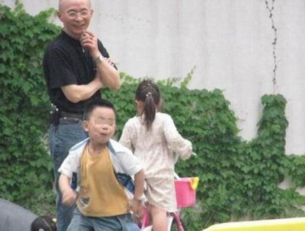 倪妮深夜去陈坤家什么情况？本尊回应了吗？ 