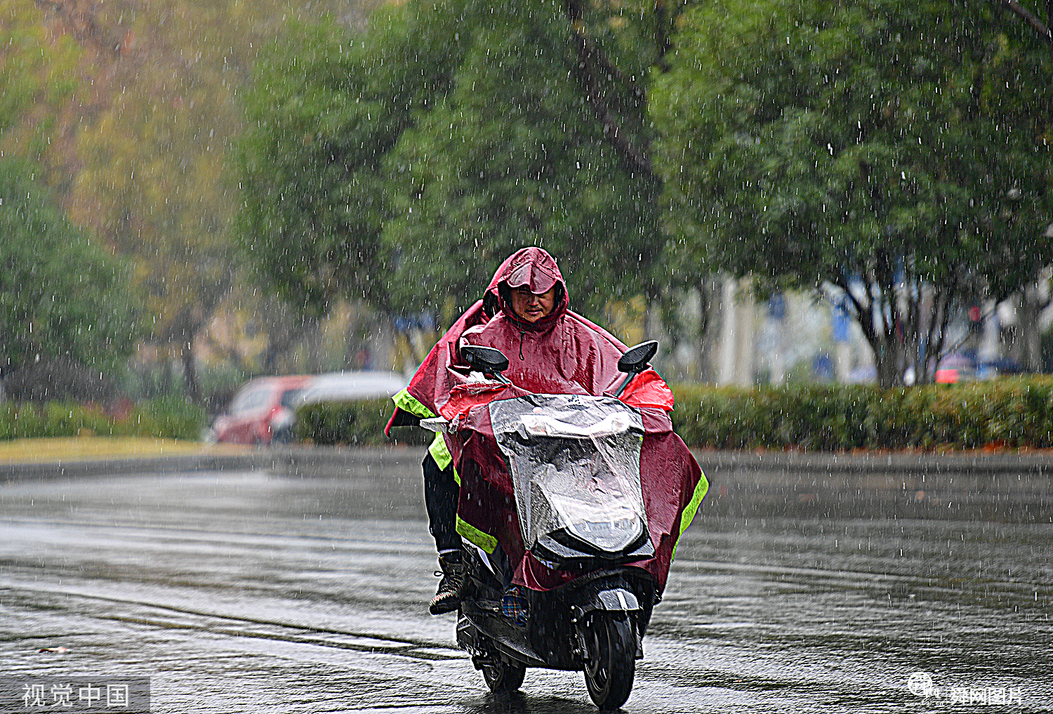 东北内蒙古气温继续降 南方旱区喜雨不断