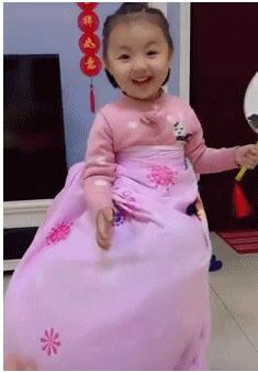 画风鬼畜！西安男版不倒翁被冷落：有点孤独