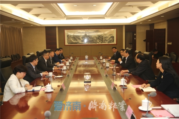 历下干部甘当企业