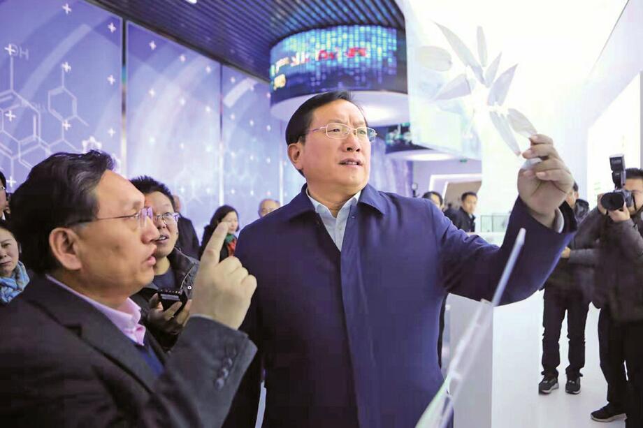 “动能转换 项目为王”全市重点项目建设观摩评议活动到钢城莱芜高新区莱芜章丘考察 王忠林孙述涛殷鲁谦雷杰苏树伟参加活动