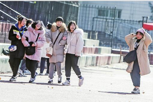 山东新高考等级考模拟考试首日落幕:物理、化学考生较多,政治考生较少