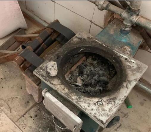 痛心！用当地政府推广的“清洁煤”取暖，13岁女孩再也没有醒来……