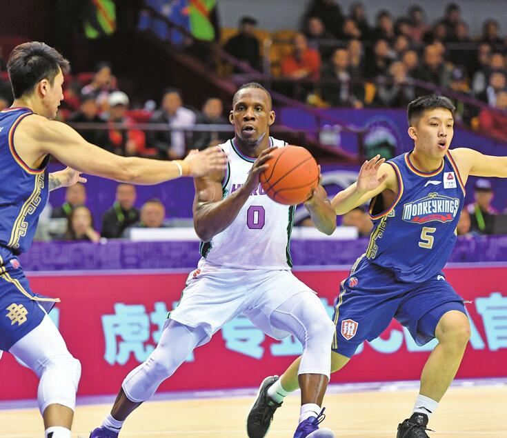 山东男篮进入“预定轨道” 主场132:122拿下同曦 收获两连胜