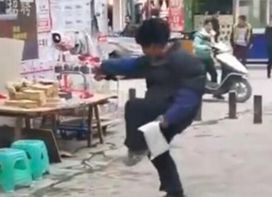 太可爱了!老人斗舞式文骂是什么梗 全过程画面曝光让人捧腹大笑