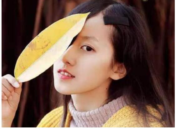 令人感动!90后单眼女教师活得精彩 最美的语言不够形容她