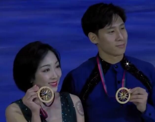 十年磨一剑!隋文静韩聪夺冠 