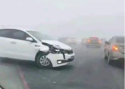 河北车辆连环相撞!高速路上司机突然急刹车,只因为这件事